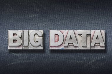 Metalik Tipo karanlık kot arka plan üzerinde yapılan büyük veri ifade