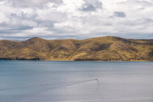 Lac Titicaca par jour — Photo