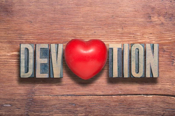 Devotion Word Combined Vintage Varnished Wooden Surface Heart Symbol — Stock Photo, Image