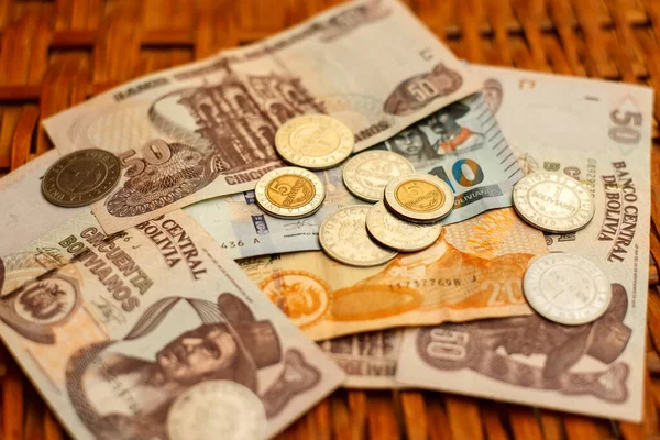 Olika Bolivianska Valuta Närbild Med Fokus Mynt — Stockfoto