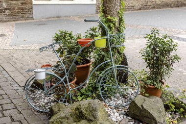 Bu ekran önünde bir han soyut