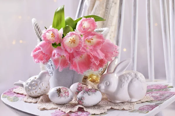 Easter decoration with bunch of pink tulips — Stock Photo, Image