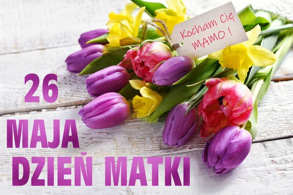 Carte de voeux de la fête des mères avec inscription polonaise 26 mai papillon de nuit — Photo