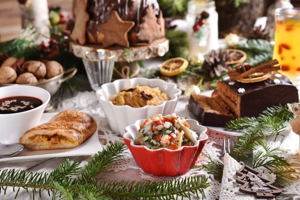 Piatti Tradizionali Polonia Vigilia Natale Tavolo Festivo Stile Rustico — Foto Stock