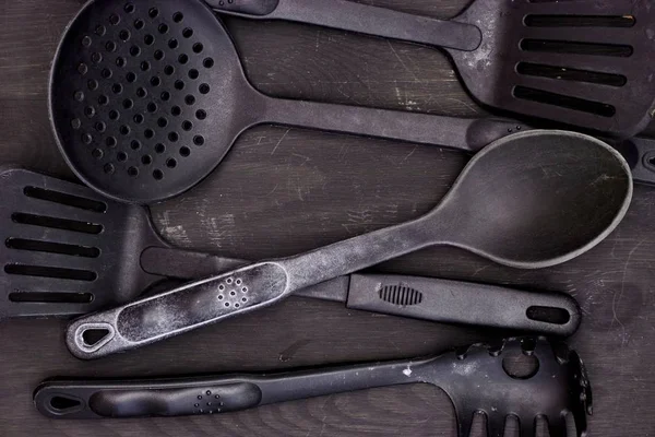 A studio photo of kitchen utensils
