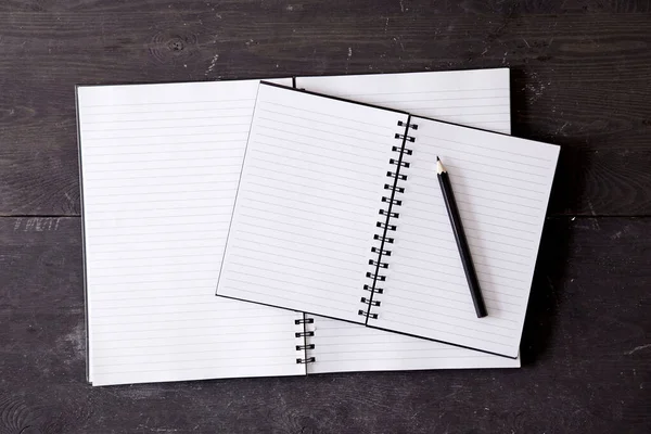 Een Studio Foto Van Een Blanco Nota Boek — Stockfoto