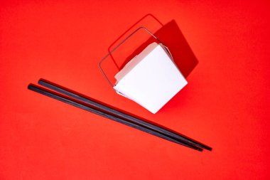 Chop Stick 'in stüdyo fotoğrafı.