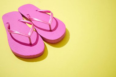 Plaj tangalarının stüdyo fotoğrafı.