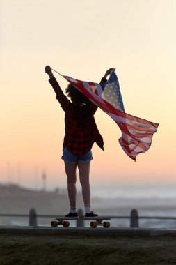 bağımsızlık gününü kutlayan gururlu Amerikan vatandaşı 