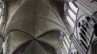 Tonoz, kemerler ve katedral Saint-Etienne, NEF Bourges, merkezi-Val de Loire, Fransa