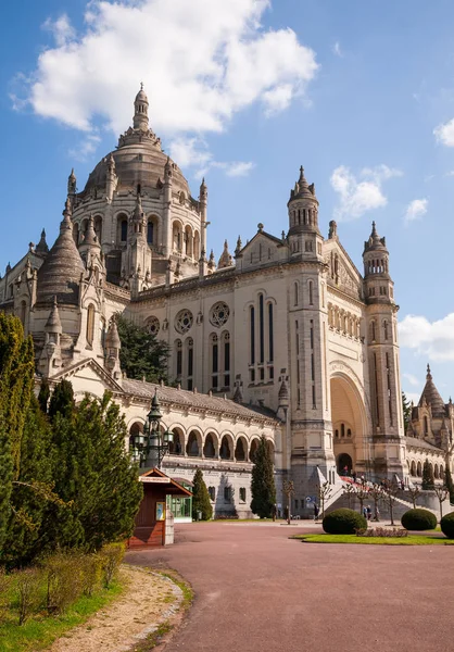 Basilika Lisieux di Normandia, Perancis — Stok Foto