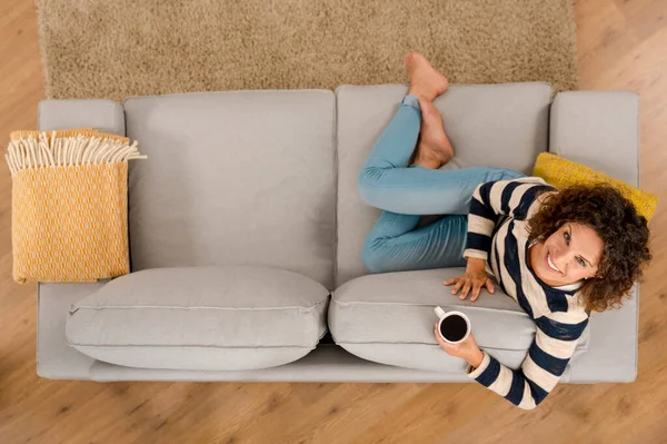 Top View Beautiful Woman Sofa Drinking Coffee — Stock Photo, Image