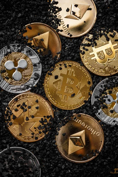 Set Cryptocurrencies Golden Bitcoin Middle — Stock Photo, Image