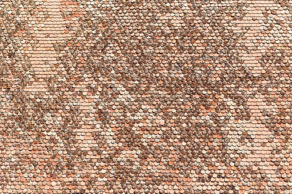 Cubierta Vieja Arruinada Textura Tejado Con Tejas Viejas — Foto de Stock