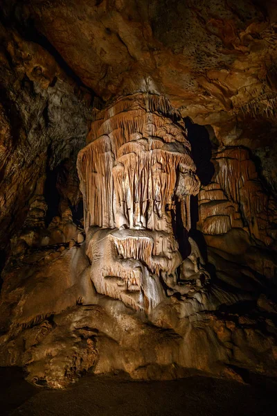 Beautiful View Stalactites Stalagmites Underground Cavern — Stock Photo, Image