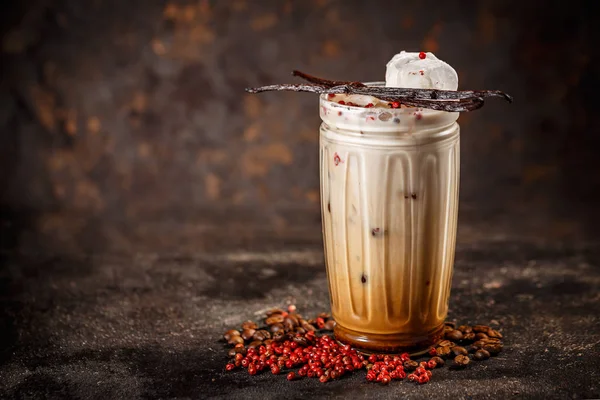 Iced Coffee Milk Tall Glass Spiced Pink Peppercorn Vanilla — Stock Photo, Image