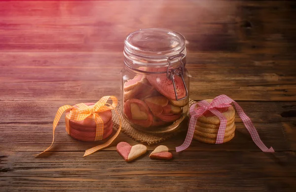 Valentin Napi Cookie Üveg Üveg Fából Készült Háttér — Stock Fotó