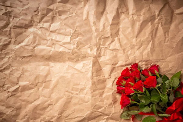 Аромат красных роз — стоковое фото