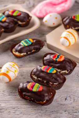 Paskalya Partisi kek