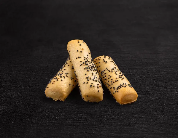Palitos de pan con semillas de amapola — Foto de Stock
