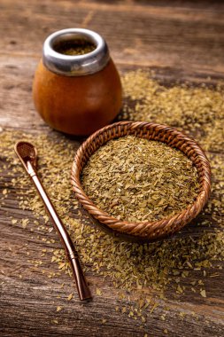 Yerba mate yaprakları 
