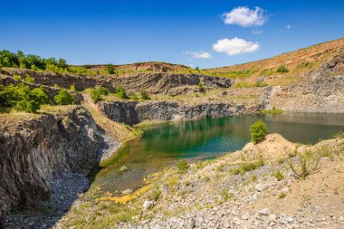 Güzel berrak su gölü 