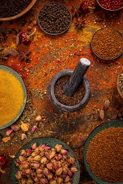 Färgstark blandning av kryddor — Stockfoto