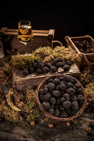 Heap of black truffle mushrooms — Stock Photo, Image