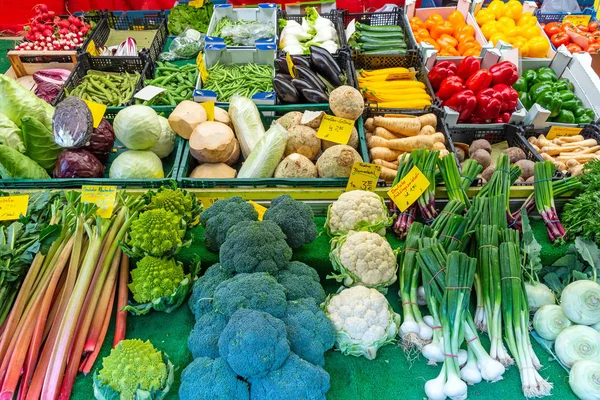 Gran Selección Verduras Frescas Para Venta Viktualienmarkt Munich Alemania — Foto de Stock
