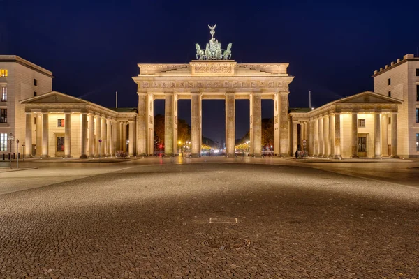 Famoso Brandenburger Tor Illuminato Berlino Notte — Foto Stock
