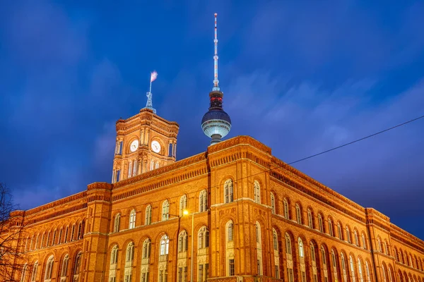 Municipio Berlino Con Famosa Torre Della Televisione Notte — Foto Stock