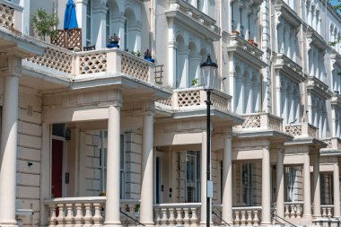 Notting Hill, Londra 'da geleneksel İngiliz evleri görüldü