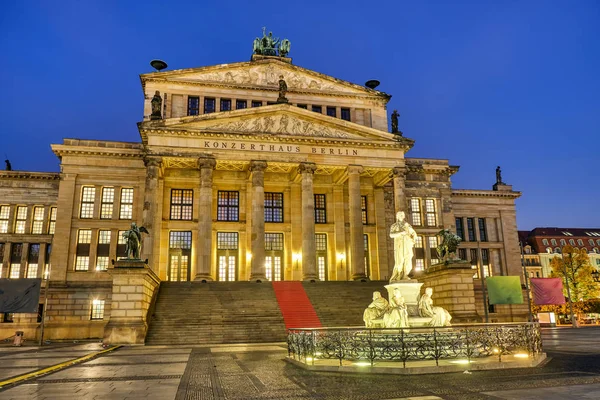 Konzerthaus Berlin Gendarmenmarkt Por Noche —  Fotos de Stock