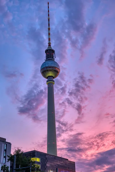 Bellissimo Cielo Tramonto Alla Torre Della Televisione Berlino — Foto Stock