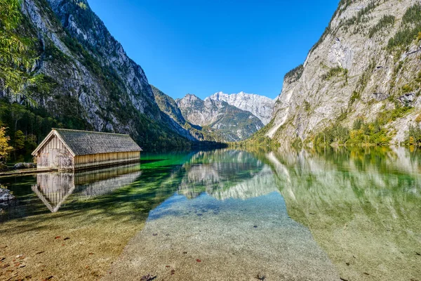 Der Herrliche Obersee Den Bayerischen Alpen Mit Einem Hölzernen Bootshaus — Stockfoto