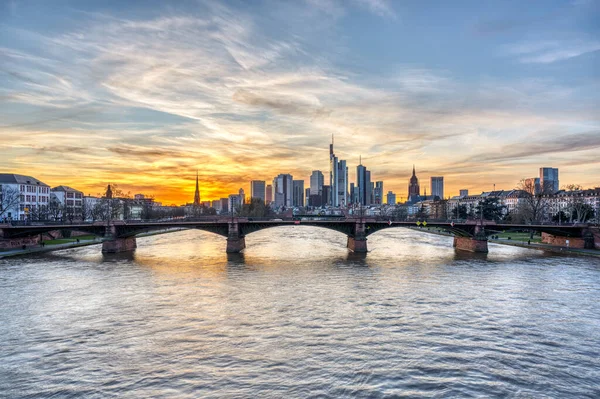 Atardecer Dramático Sobre Centro Frankfurt Río Main — Foto de Stock