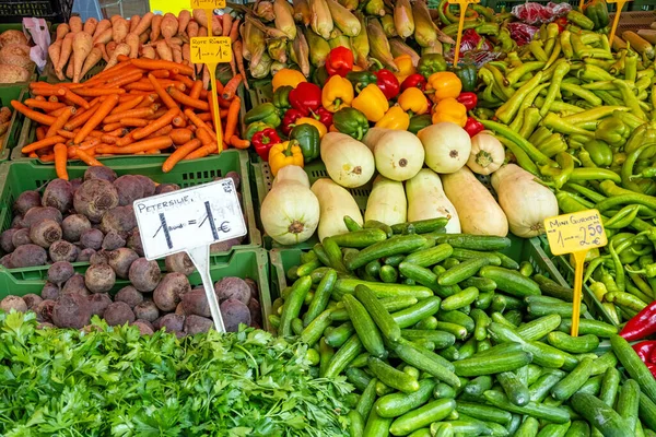 Duży Wybór Warzyw Sprzedaż Rynku — Zdjęcie stockowe