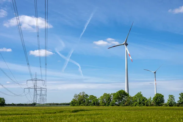 Вітрогенератори Лінії Електропередач Які Можна Побачити Німеччині — стокове фото
