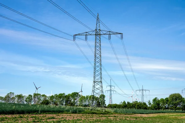 Pylons Eletricidade Linhas Elétricas Vistas Alemanha — Fotografia de Stock