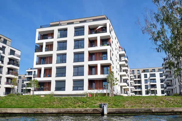 Modern Residential Buildings River Spree Berlin Germany — Stock Photo, Image