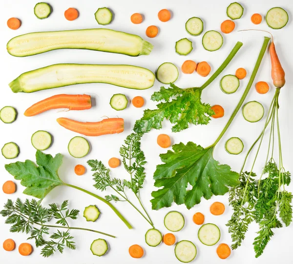 Λαχανικά μοτίβο φρέσκων λαχανικών σε λευκό φόντο. Carr — Φωτογραφία Αρχείου