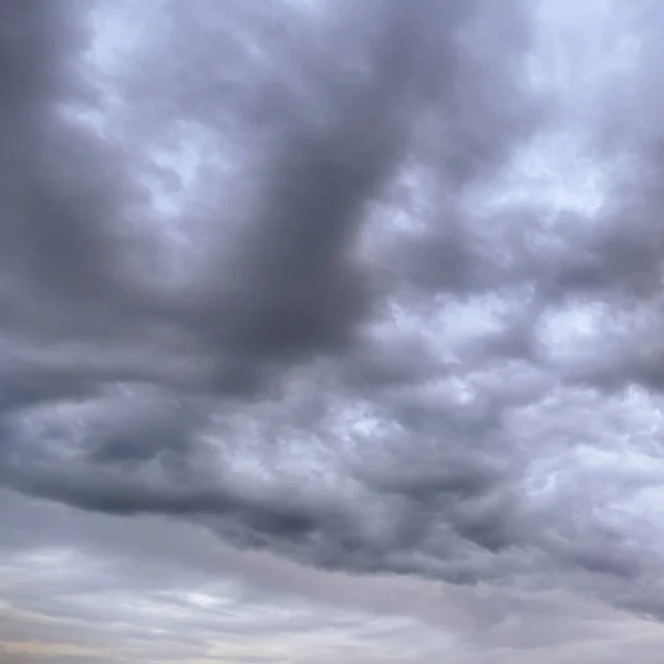 Хмари Бурі Над Океаном — стокове фото