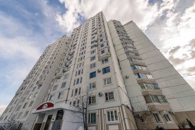 Yeni bir çok katlı apartman, Moskova'nın