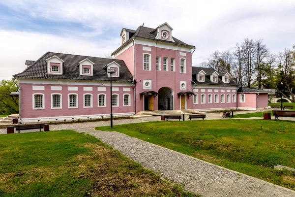 Rusya Nın Klasik Bir Tarzda Bir Eski Manor — Stok fotoğraf