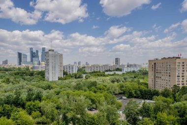 Moskova'da modern yüksek katlı konut