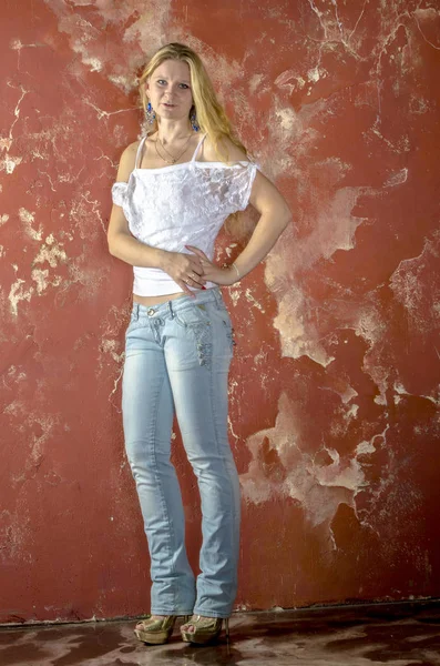 Young Blond Girl Jeans White Sweater — Stock Photo, Image