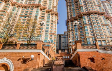 çok katlı konut scarlet ünlü elit konut kompleksi yelken