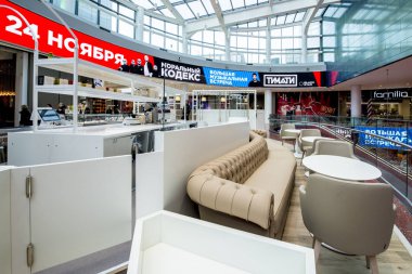 Moskova, Rusya - 20 Kasım 2018 dondurma kafe iç modern alışveriş merkezinde