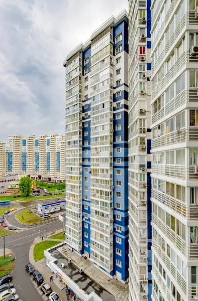 Fachada Moderno Edifício Alto Vários Andares Com Janelas Moscou — Fotografia de Stock