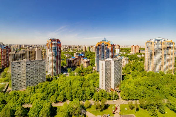 Vista Panorámica Las Nuevas Zonas Residenciales Moscú Día Soleado —  Fotos de Stock